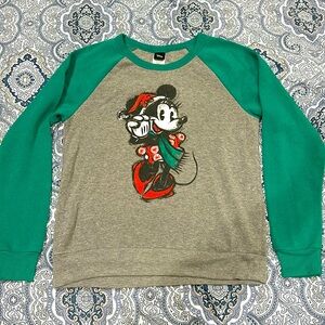 Minnie Mouse Disney sweatshirt women's X-Large (fits like med- lg)